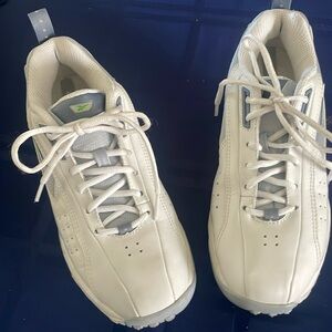 Woman’s Reebok shoes